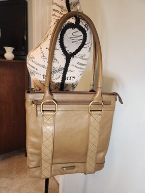 Authentic Vintage Burberry Tote Bag With Quilted Leather Details